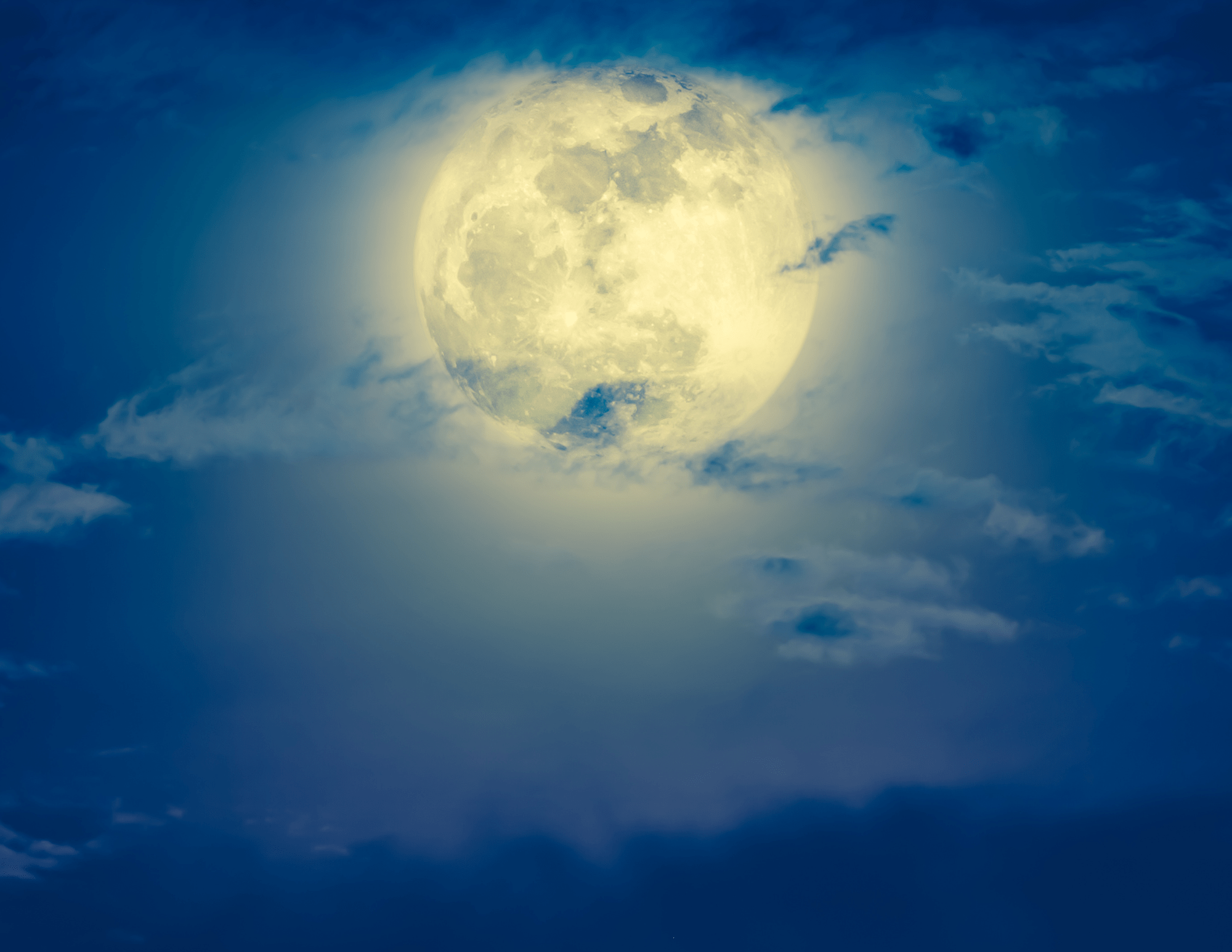 Read more about the article Embracing the Cold Moon: Rituals, Crystals, and Magic for the December Full Moon